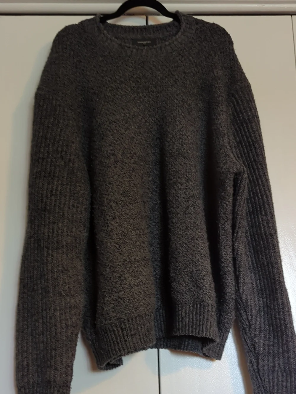 Banana Republic Men's Grey Knit Sweater